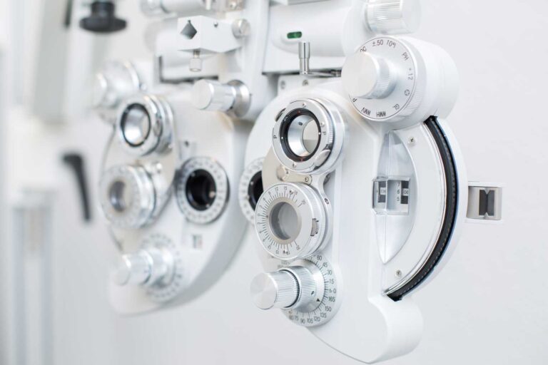 revisiones oculares regulares en gabinete de federopticos audiocentro tarancón